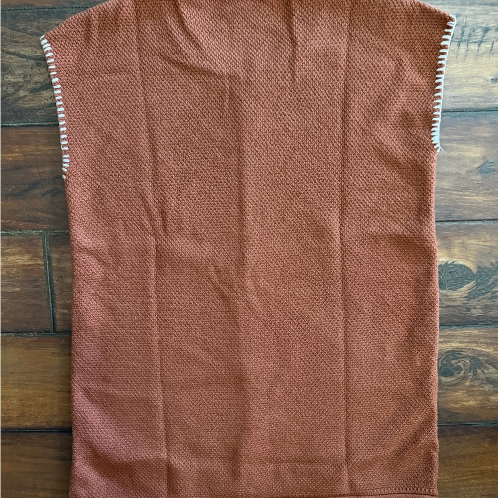 New Without Tags Rust Knit Sleeveless Women’s Top - Picture 4 of 4